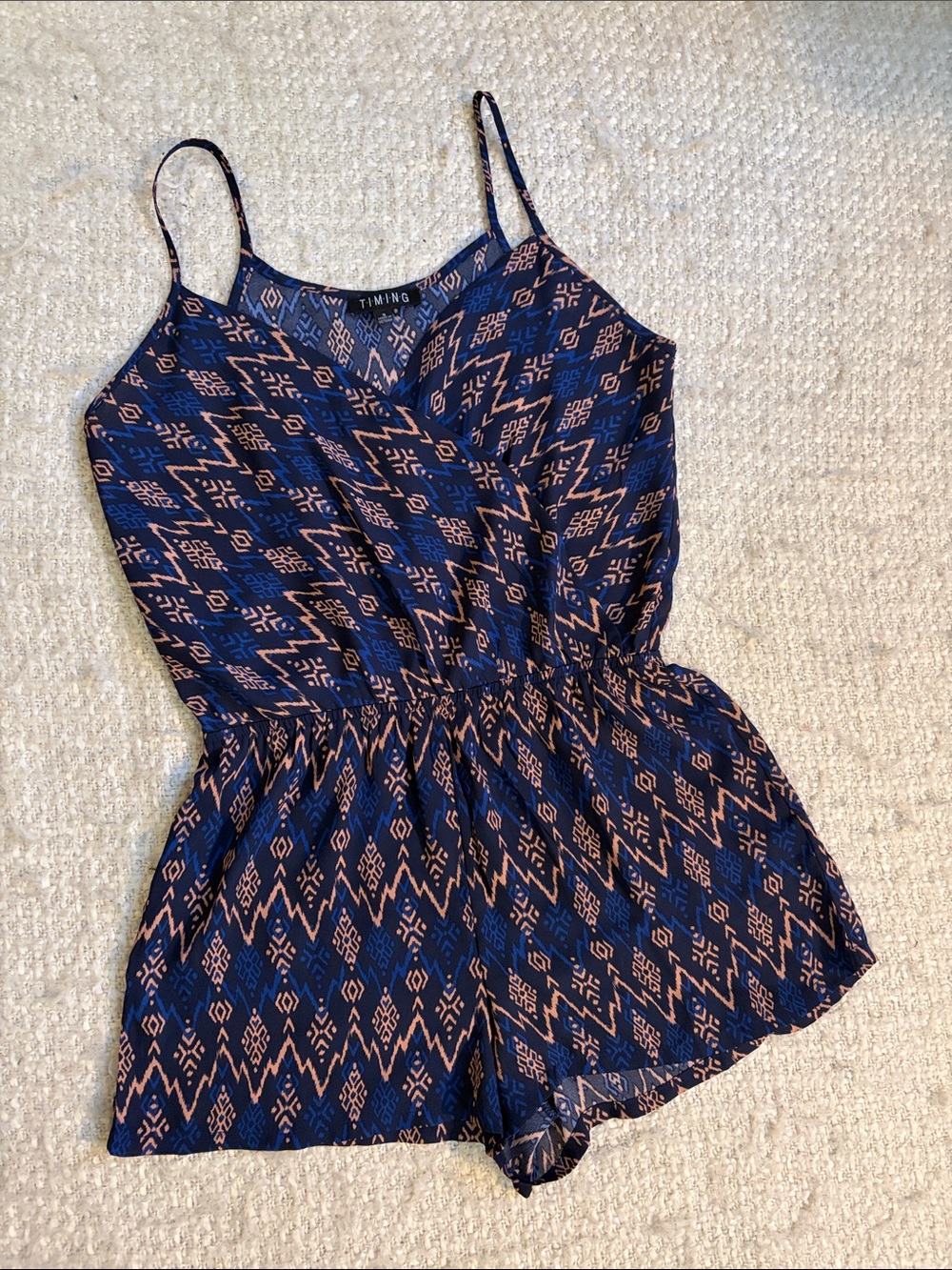 💙 LIKE NEW TIMING WOMENS SIZE SMALL TRIBAL PRINT ROMPER